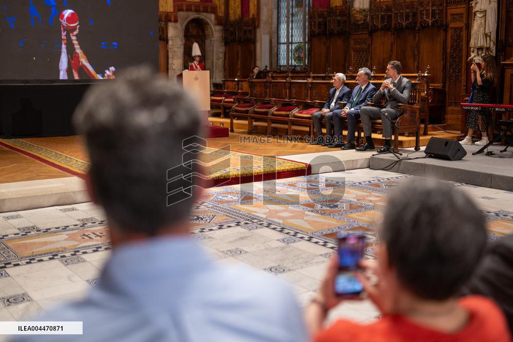 Collboni Presents the Gold Medal for Sporting Merit to Pau Gasol - Barcelona