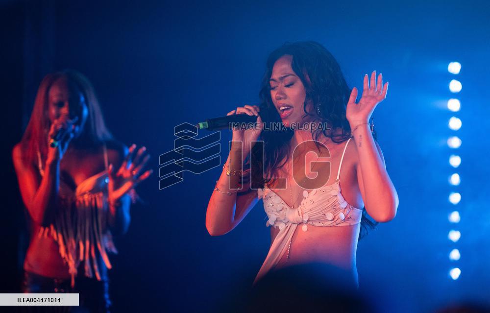 Say Now perform at Camden Assembley - London