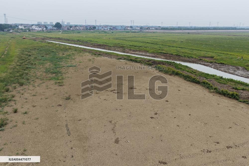 Shijiu Lake Drought