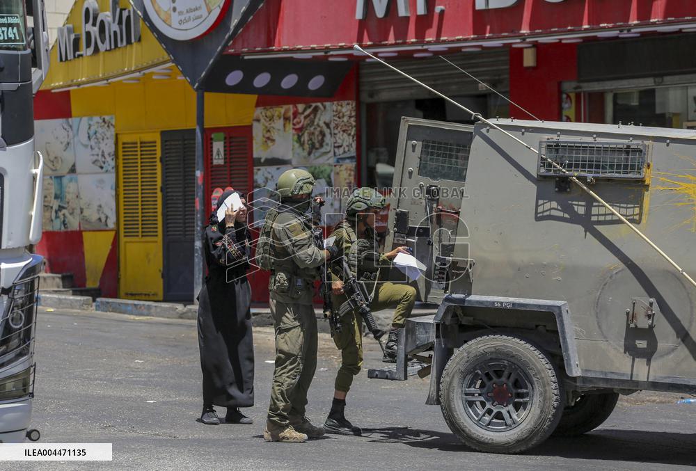 Israeli Forces Raid Financial Sites in Jenin - Palestine