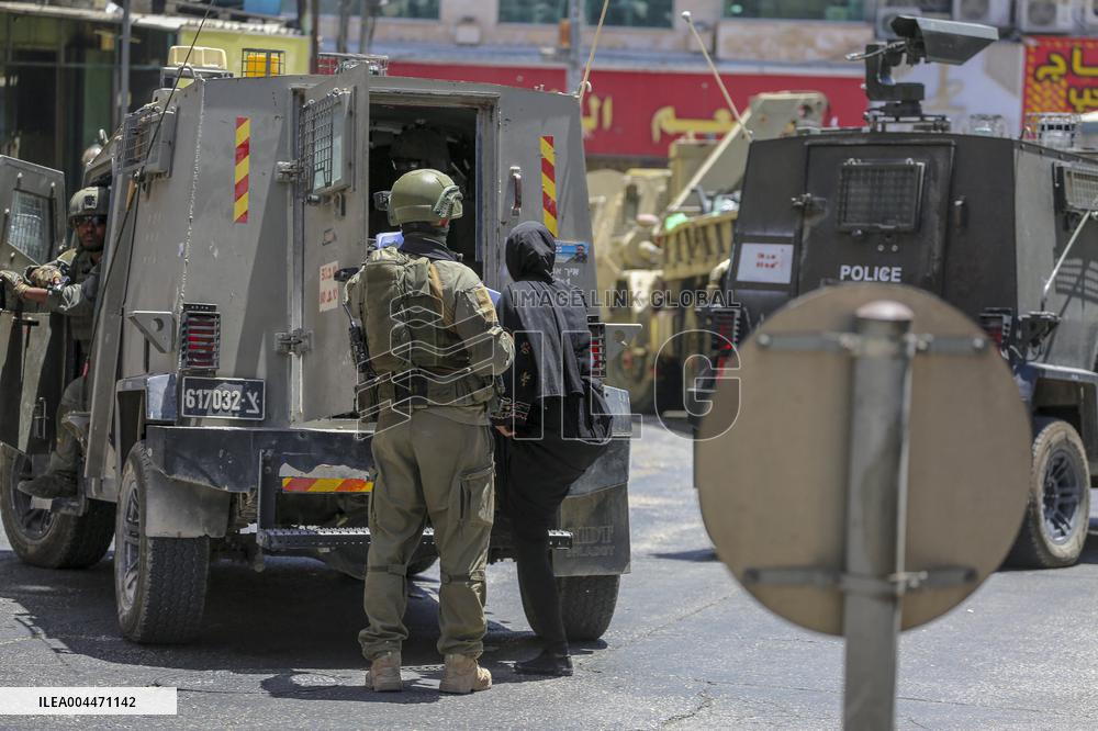 Israeli Forces Raid Financial Sites in Jenin - Palestine