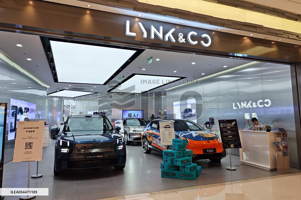 LYNK&CO Store in Shanghai