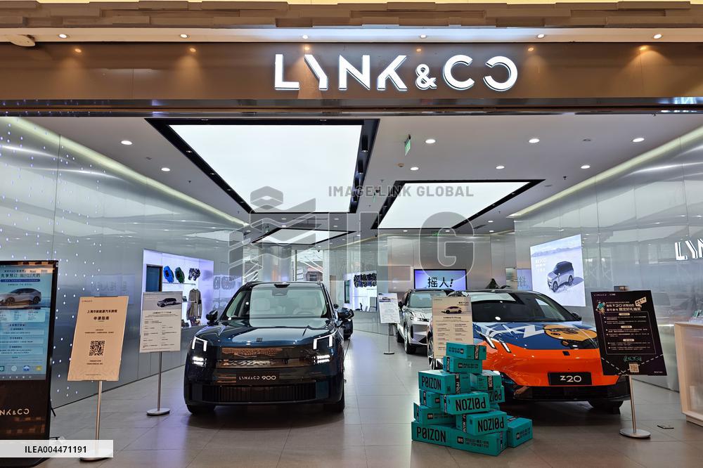 LYNK&CO Store in Shanghai