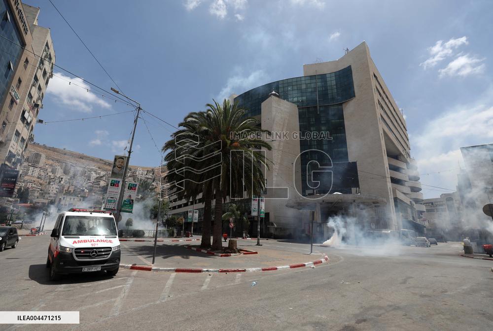 Clash During an Israeli Operation - West Bank