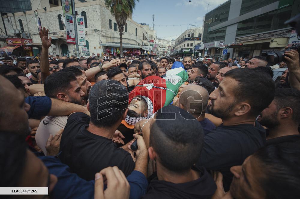 Funeral After an Israeli Raid - Nablus