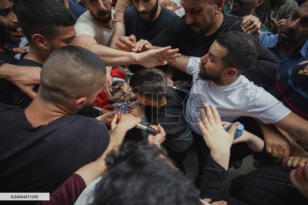 Funeral After an Israeli Raid - Nablus