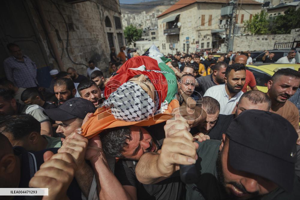 Funeral After an Israeli Raid - Nablus