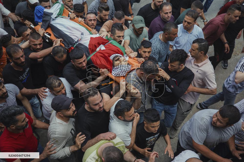 Funeral After an Israeli Raid - Nablus