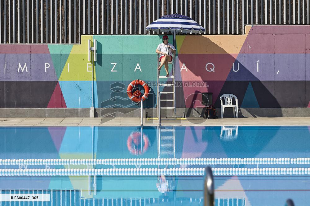 Illustration - 2025 Madrid Summer Pools Season