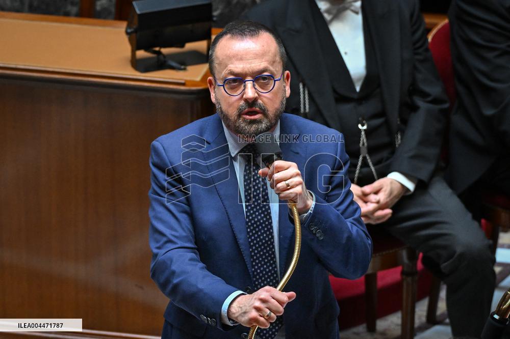 Questions to the government at the National Assembly in Paris FA