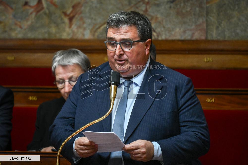 Questions to the government at the National Assembly in Paris FA