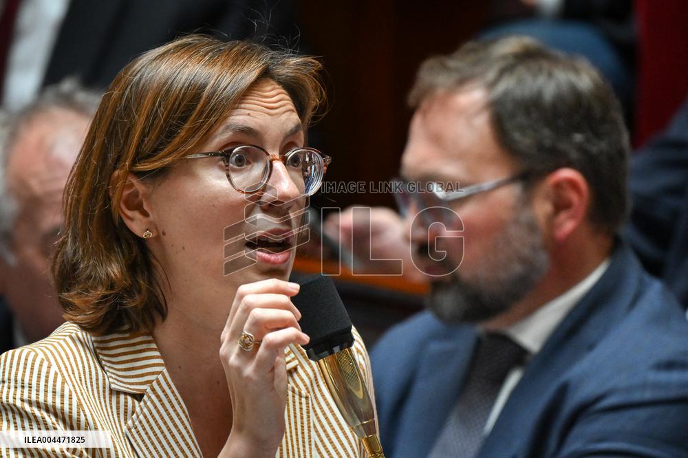 Questions to the government at the National Assembly in Paris FA