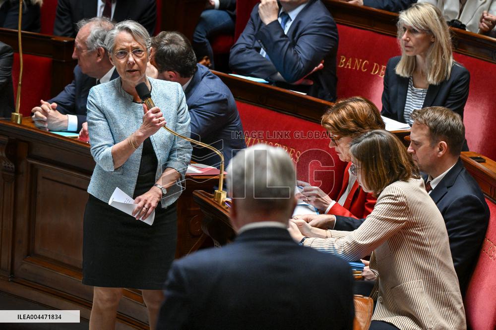 Questions to the government at the National Assembly in Paris FA