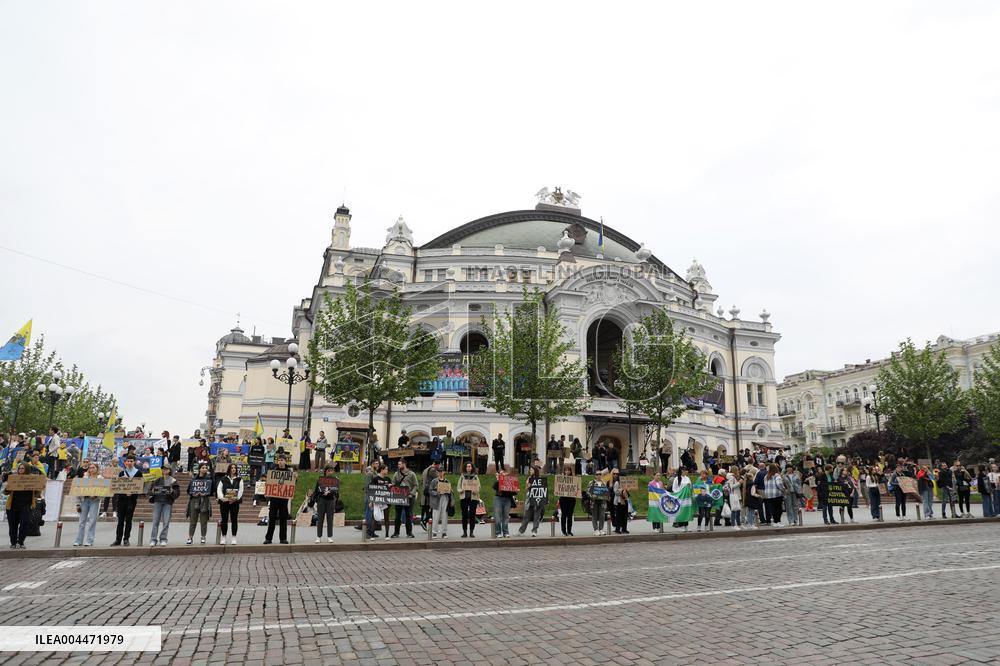 Dont Stay Silent! Captivity Kills rally in Kyiv
