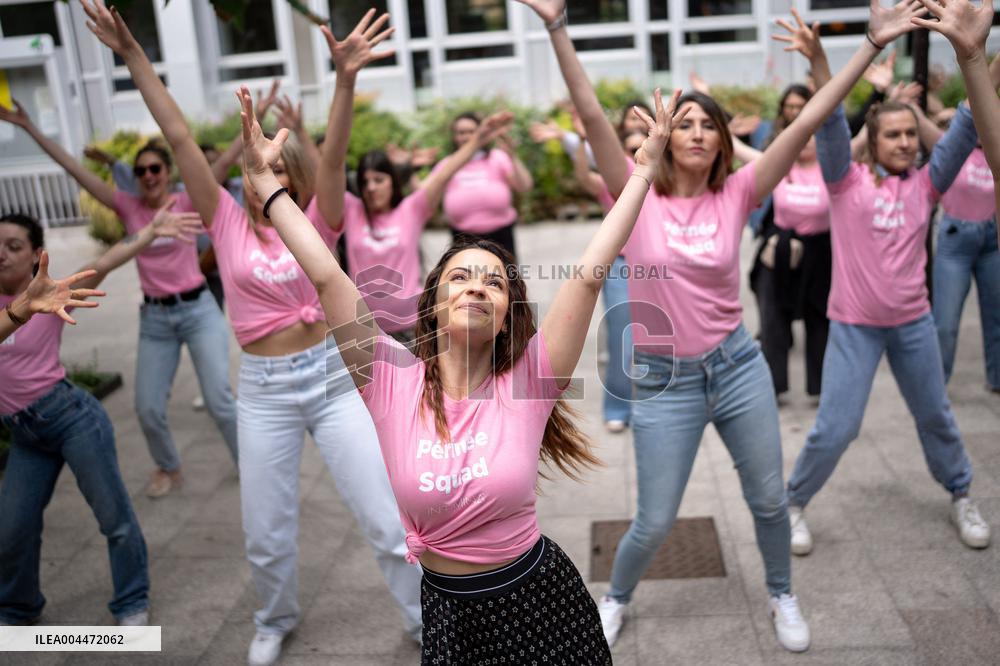 Denitsa Ikonomova dances with the Intimina brand - Paris AJ