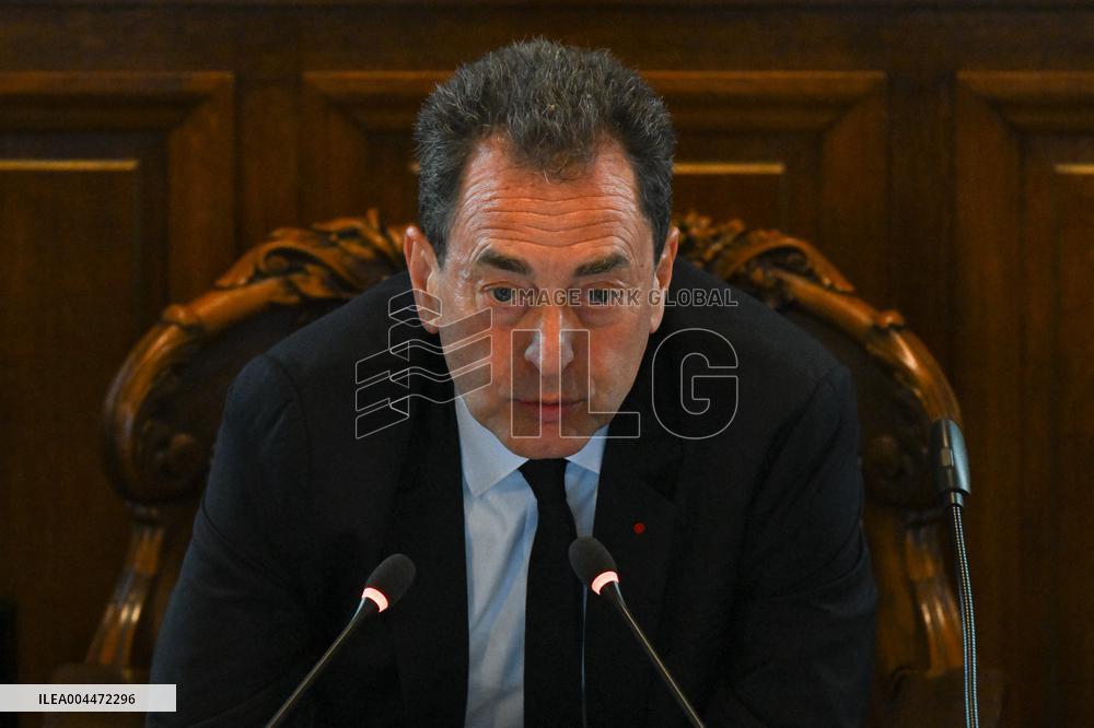 Caesar Files for Justice in Paris - FA