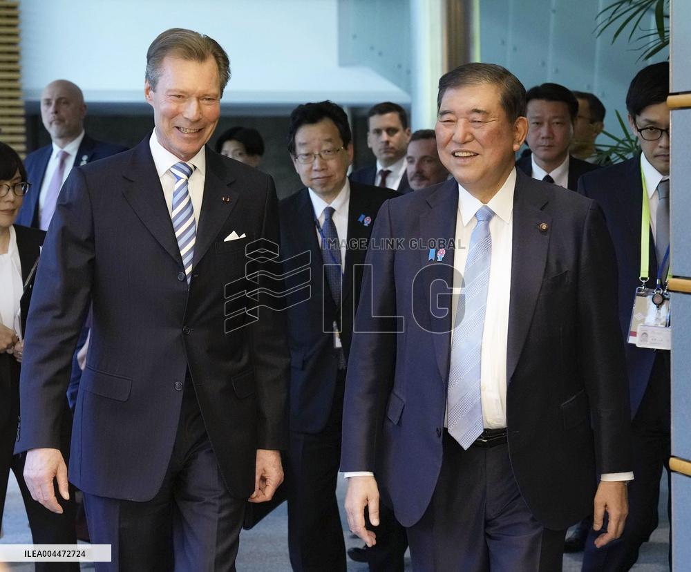 Japan PM meets with grand duke of Luxembourg