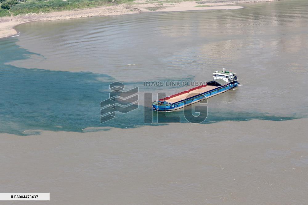 Clear Turbid Scenery in Chongqing