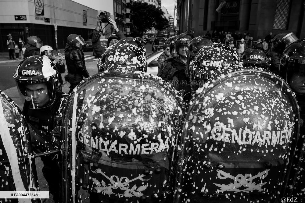 Retirees Protest Clashes With Police Outside National Congress - Buenos Aires