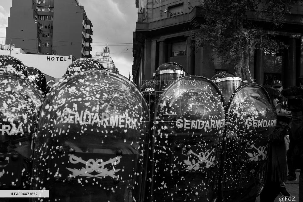 Retirees Protest Clashes With Police Outside National Congress - Buenos Aires