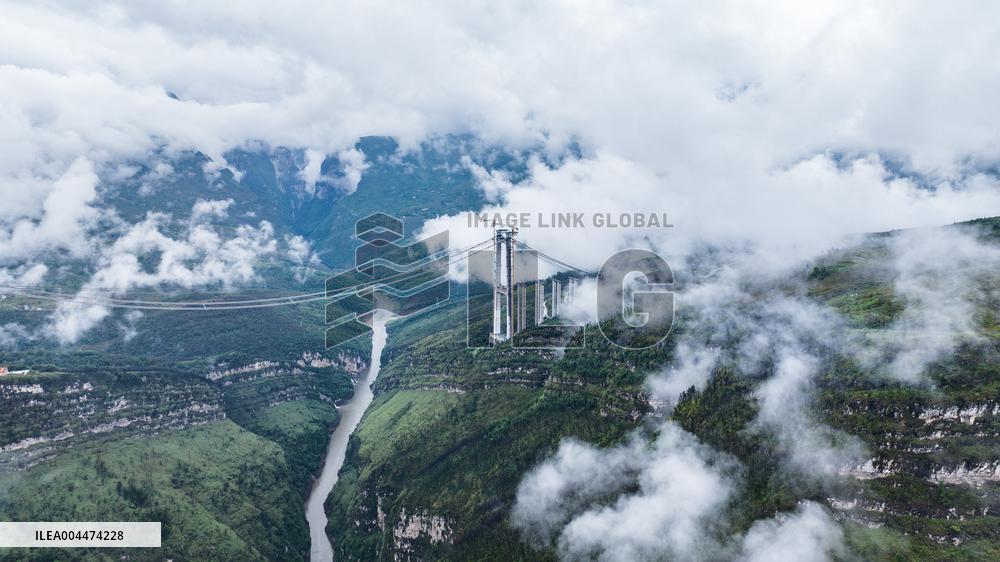 Tianmen Grand Bridge Construction - China