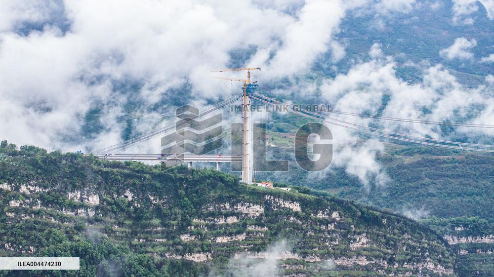 Tianmen Grand Bridge Construction - China