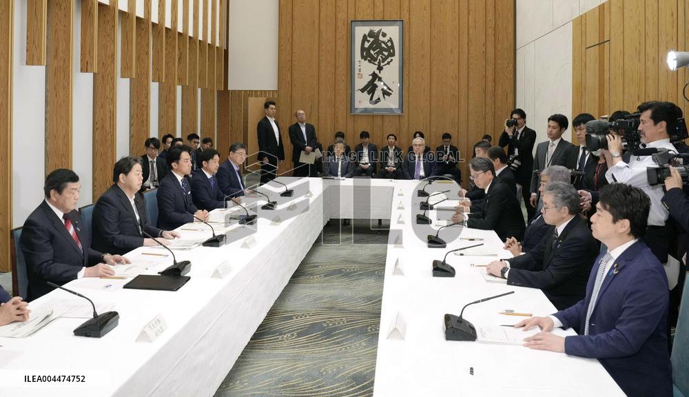 China to resume Japanese seafood imports