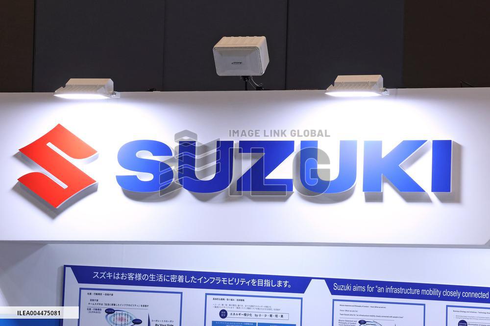 Suzuki signage and logo