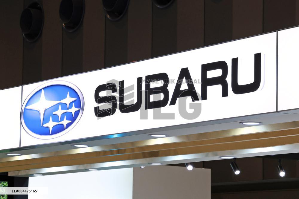 Subaru signage and logo