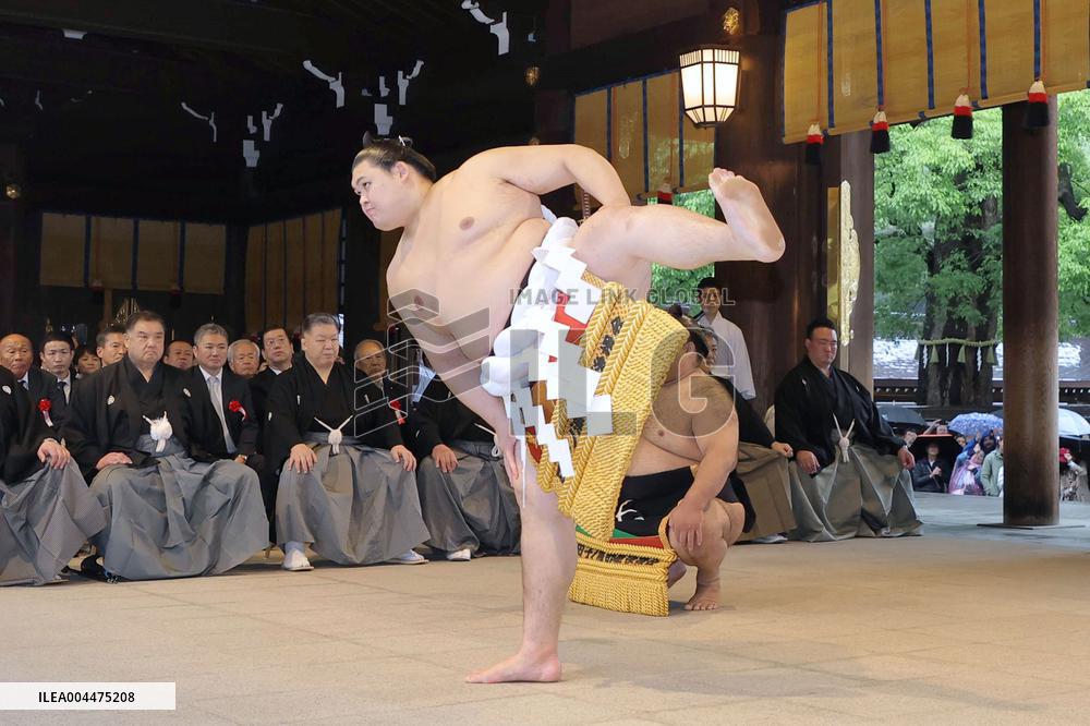 Sumo: New grand champion Onosato