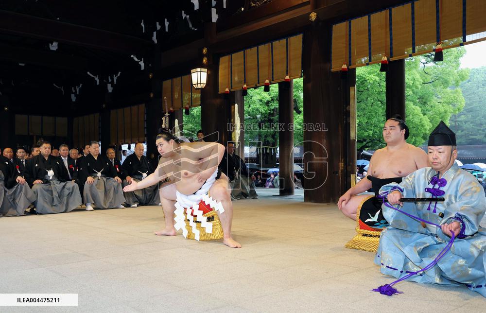 Sumo: New grand champion Onosato