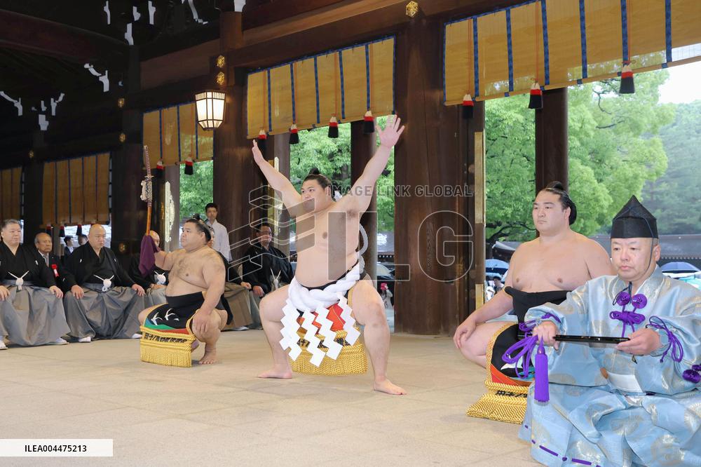 Sumo: New grand champion Onosato