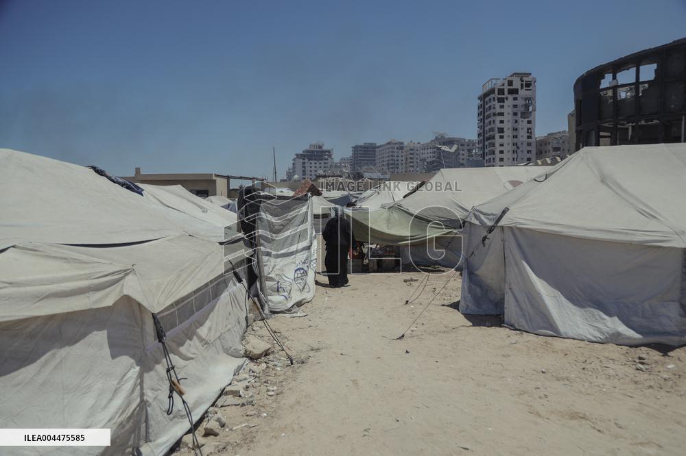 Gaza Displacement Crisis Worsens