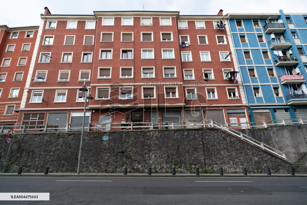 Man Kills 13-Year-Old Daughter Then Himself in Bilbao