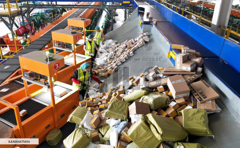 618 Shopping Festival Logistics