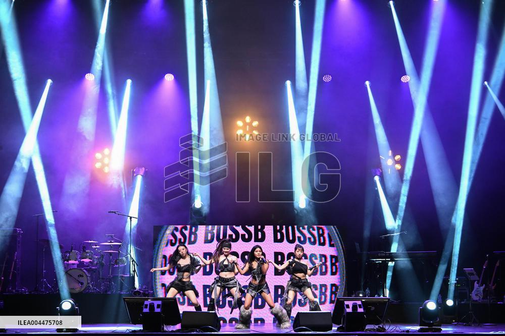 Starseed Z Performs At The Olympia - Paris