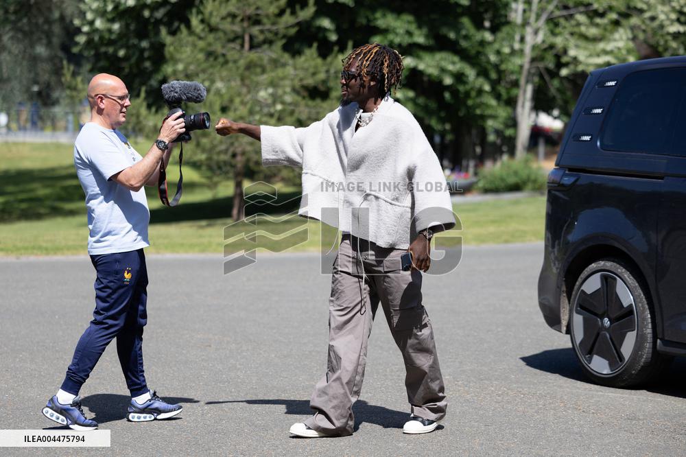 France Players arrives for Training - Clairefontaine-en-Yvelines