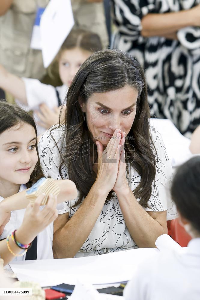 Queen Letizia At 84th Madrid Book Fair - Madrid