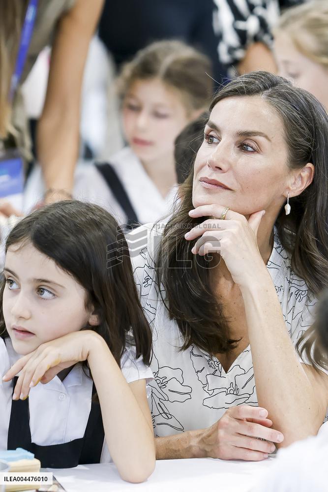 Queen Letizia At 84th Madrid Book Fair - Madrid