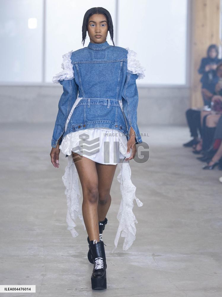 Toronto Fashion Art Show - Canada