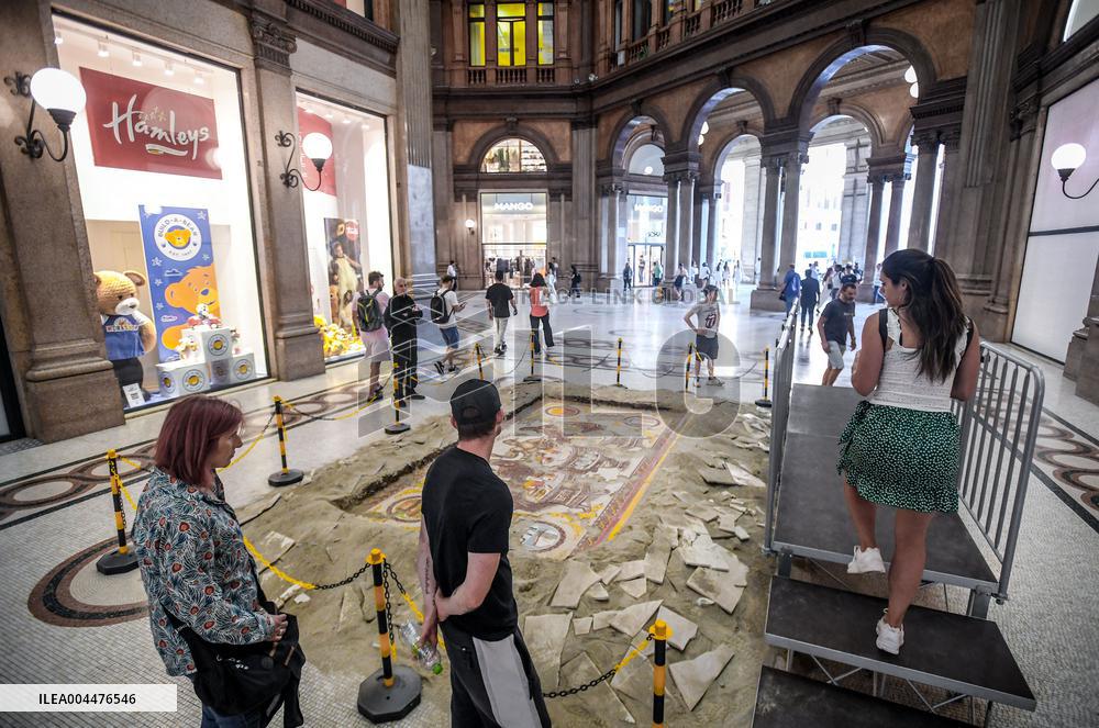 McDonald’s Makes Fake Archaeological Dig As Advertisement - Italy