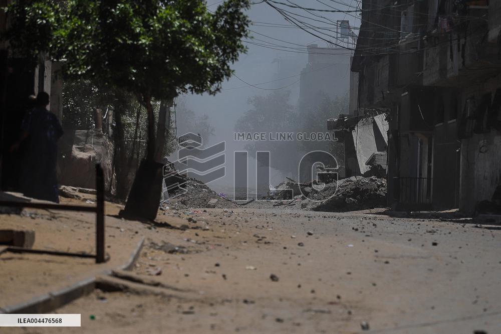 Israeli Strikes Target Al-Adham Family Home - Gaza