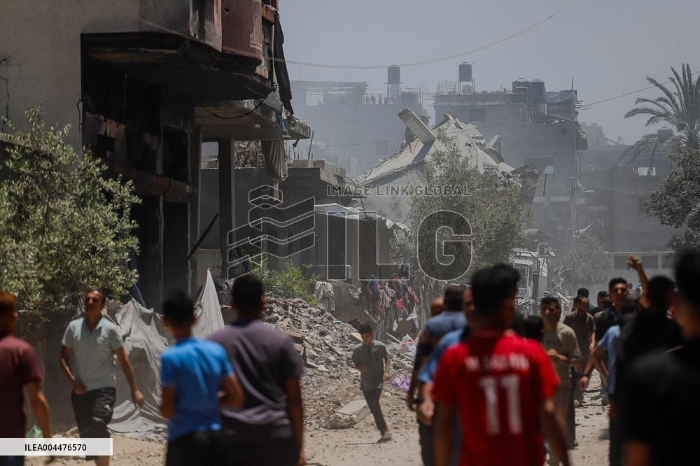 Israeli Strikes Target Al-Adham Family Home - Gaza