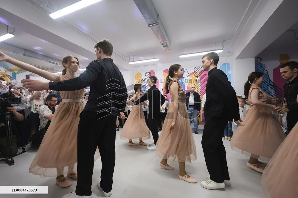 Last bell event at Kharkiv underground school