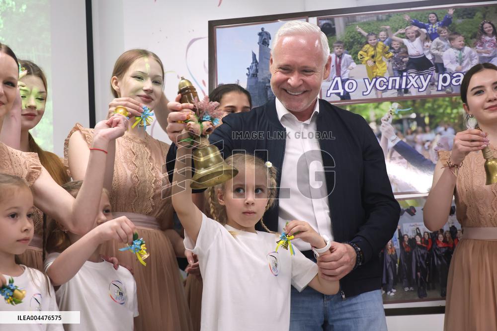 Last bell event at Kharkiv underground school