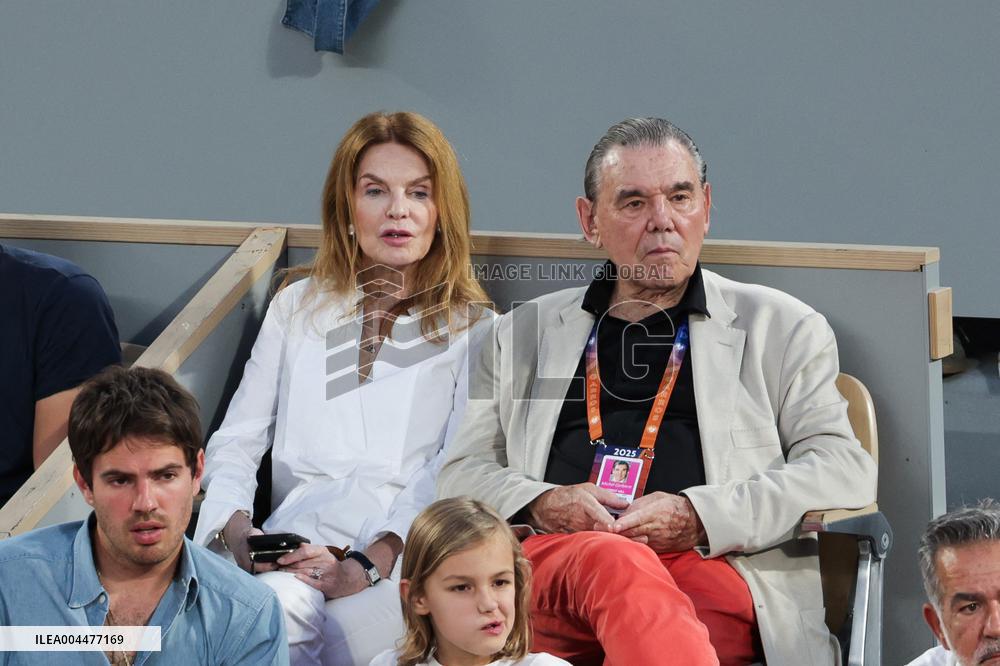 2025 French Open - Celebrities In Stand Day 6 NB