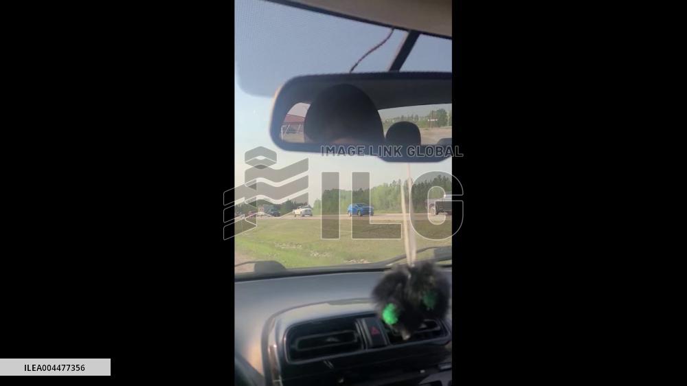 Canada: Convoy of Evacuees Arrives in Opaskwayak Cree Nation Amid Wildfires