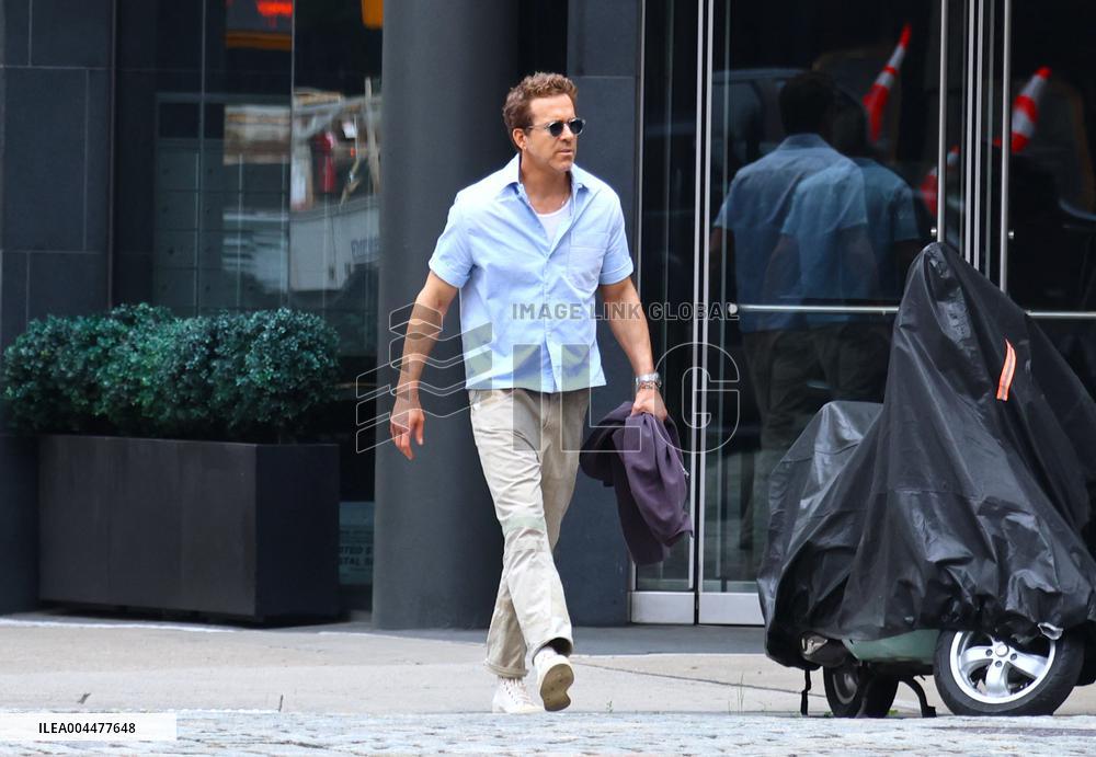 Ryan Reynolds out - NYC
