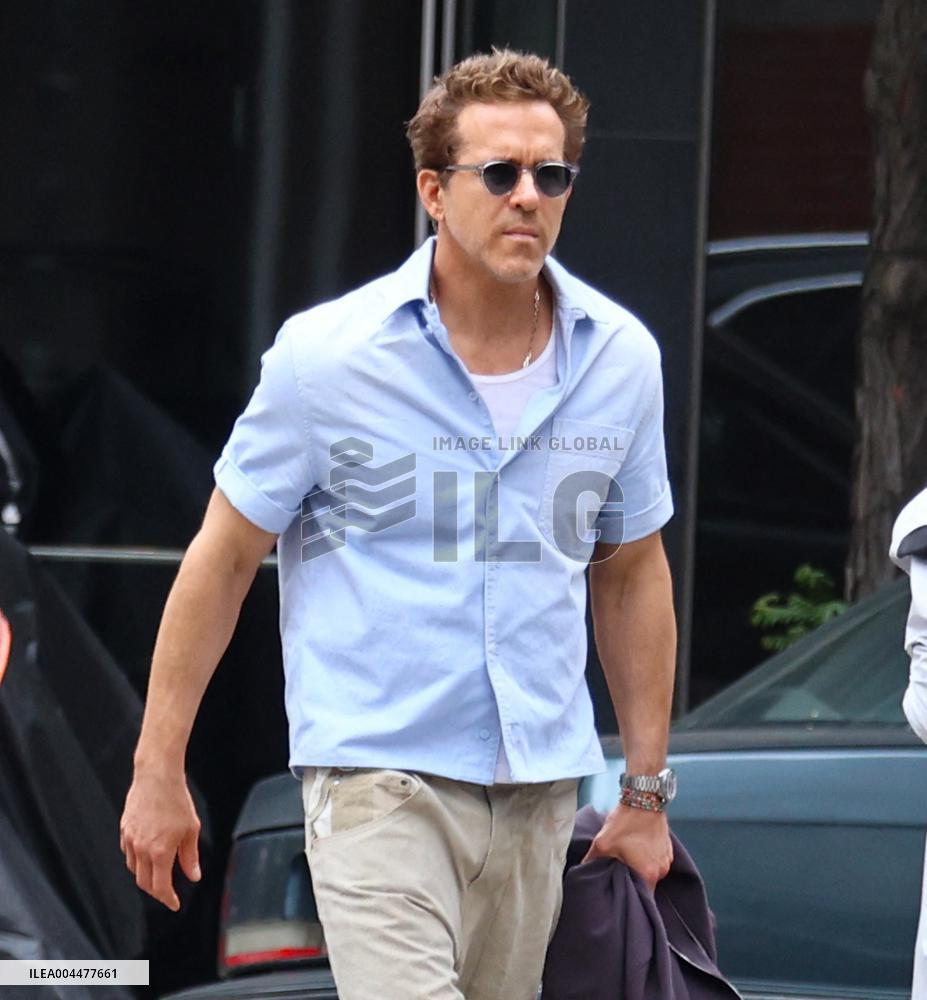 Ryan Reynolds out - NYC