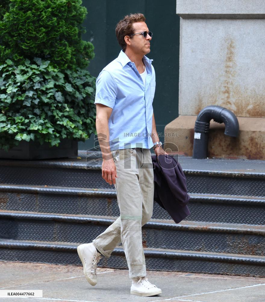 Ryan Reynolds out - NYC